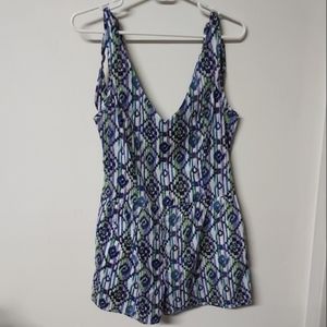 ☀️ Miley Cyrus Max Azria Y2K 2000s tribal Aztec romper junior's M women's S